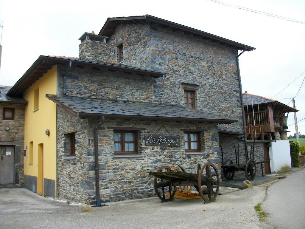 Casa De Aldea Los Glayus Guest House Luarca Room photo